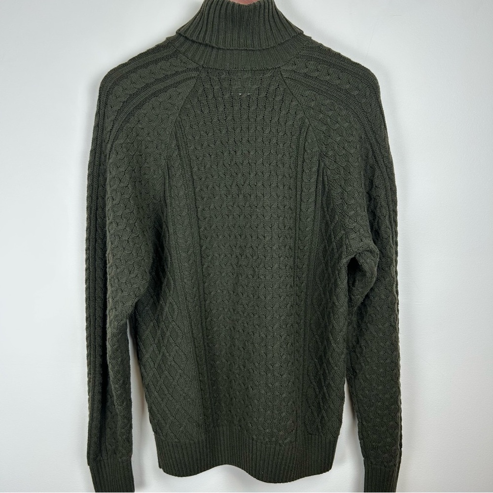 Nike Men's Swoosh Cable Knit Turtleneck Sweater Army Green sz S Athleisure - Picture 4 of 10